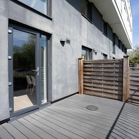 Serviced Apartments Nailsea Exterior photo