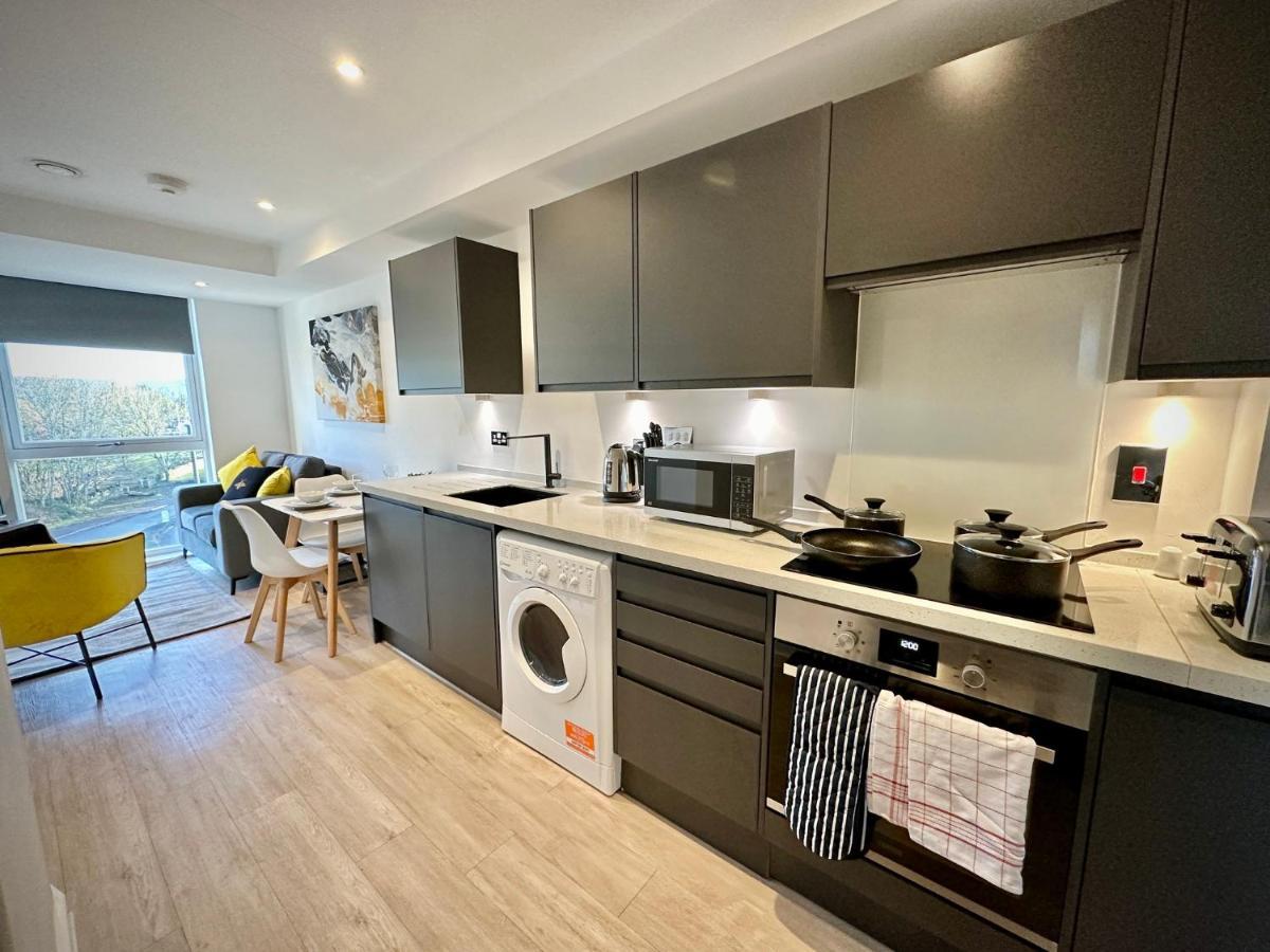Serviced Apartments Nailsea Exterior photo