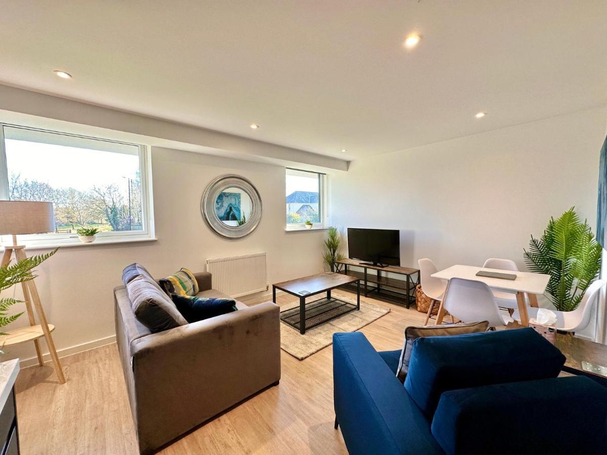 Serviced Apartments Nailsea Exterior photo
