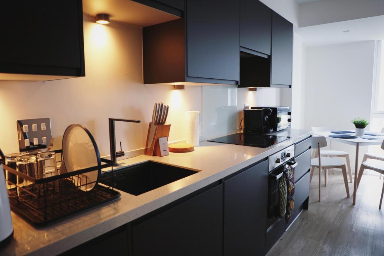 Serviced Apartments Nailsea Exterior photo