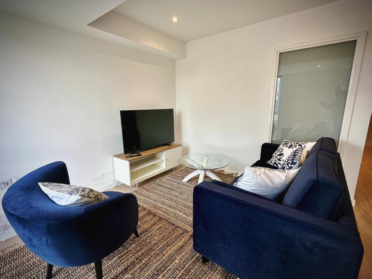 Serviced Apartments Nailsea Exterior photo