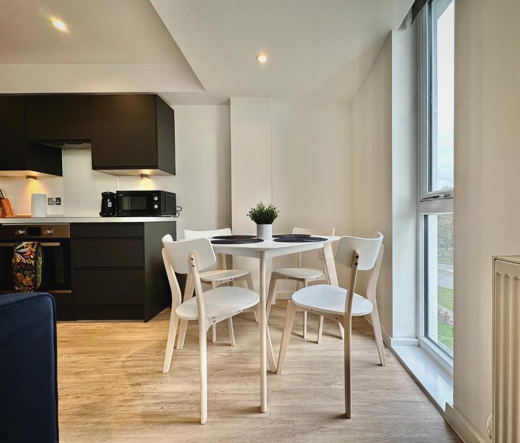 Serviced Apartments Nailsea Exterior photo